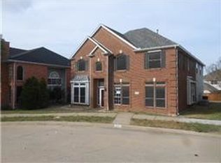 805 High Meadow Ct, Lewisville, TX 75077
