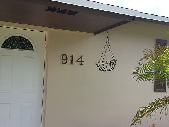 3rd image of 914 NW 10th Ave