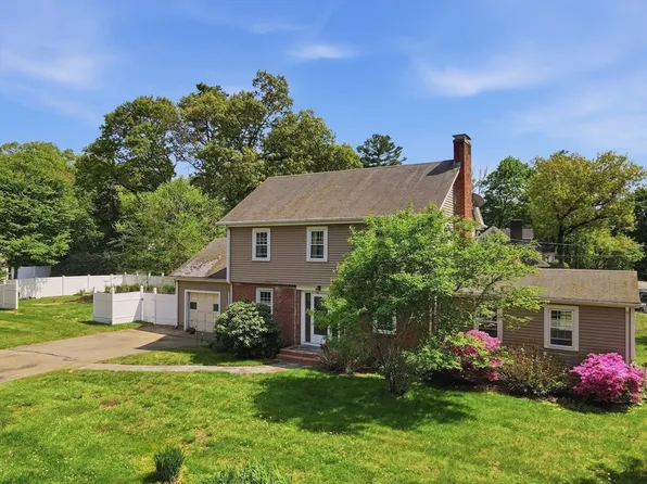 1 Valley View Rd, Wayland, MA 01778