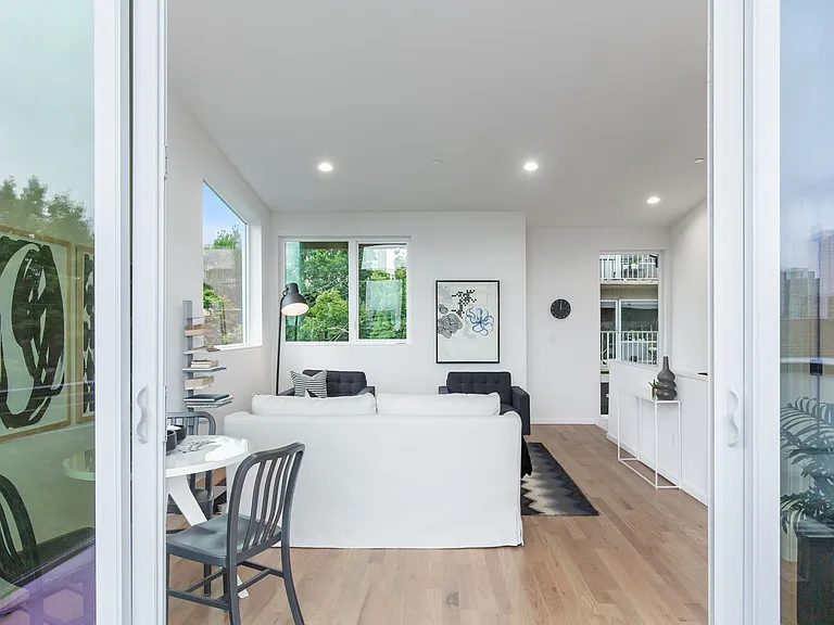 Flex level/Rec room opens to rooftop deck - perfect for hosting gatherings