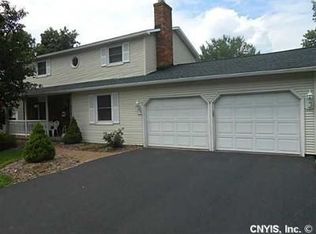 4953 Darien Dr, Liverpool, NY 13088