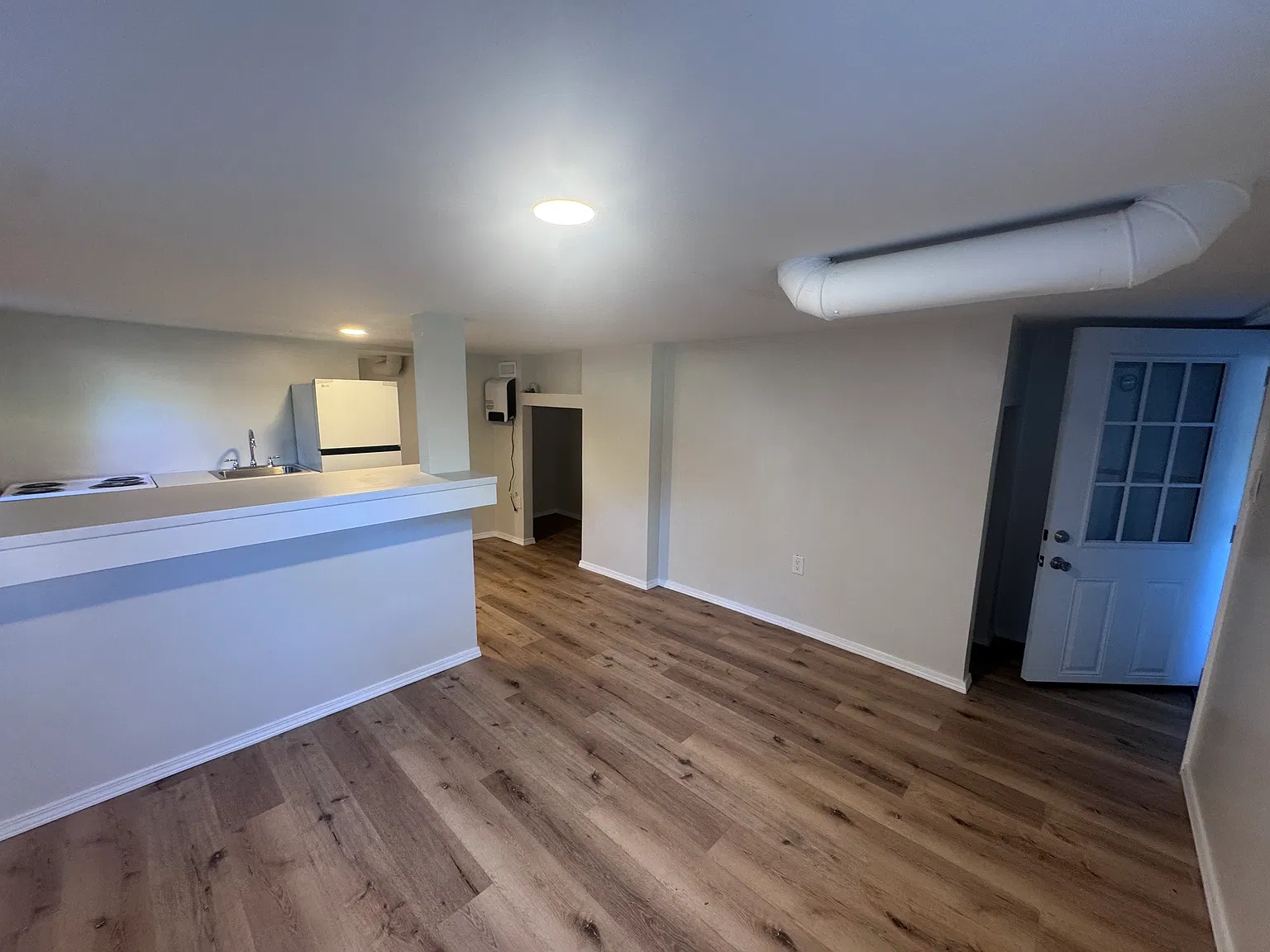 4915 Davenport St — Photo 2