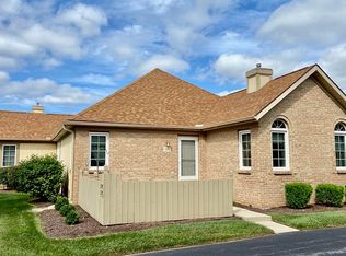 519 Turnbury Ln, Perrysburg, OH 43551