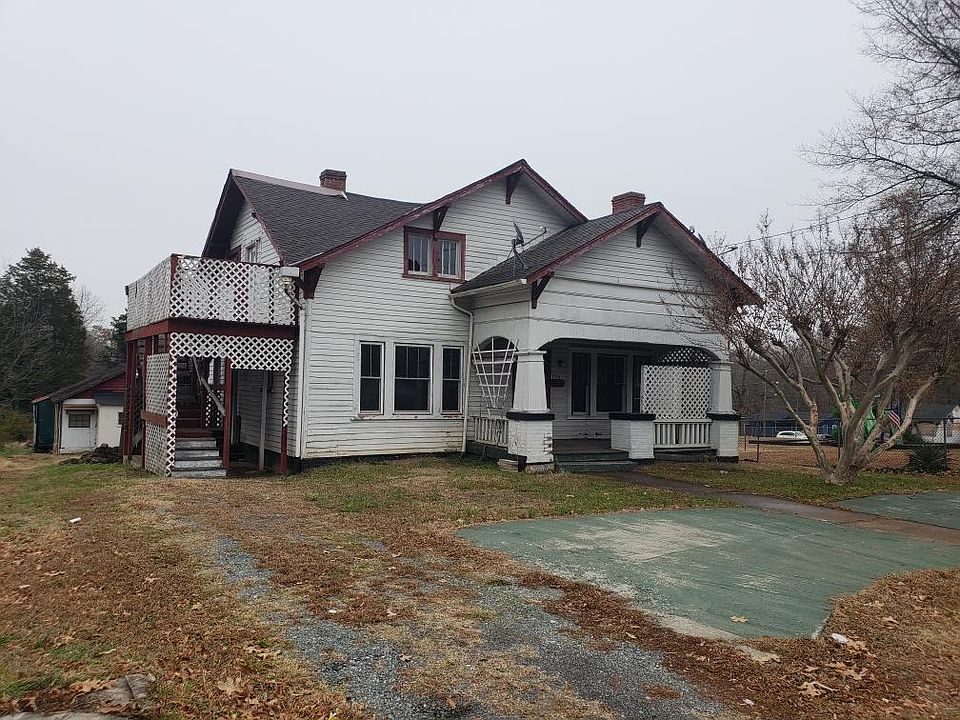 1st image of 1715 N Main St