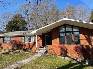 803 E Raccoon Valley Dr, Heiskell, TN 37754