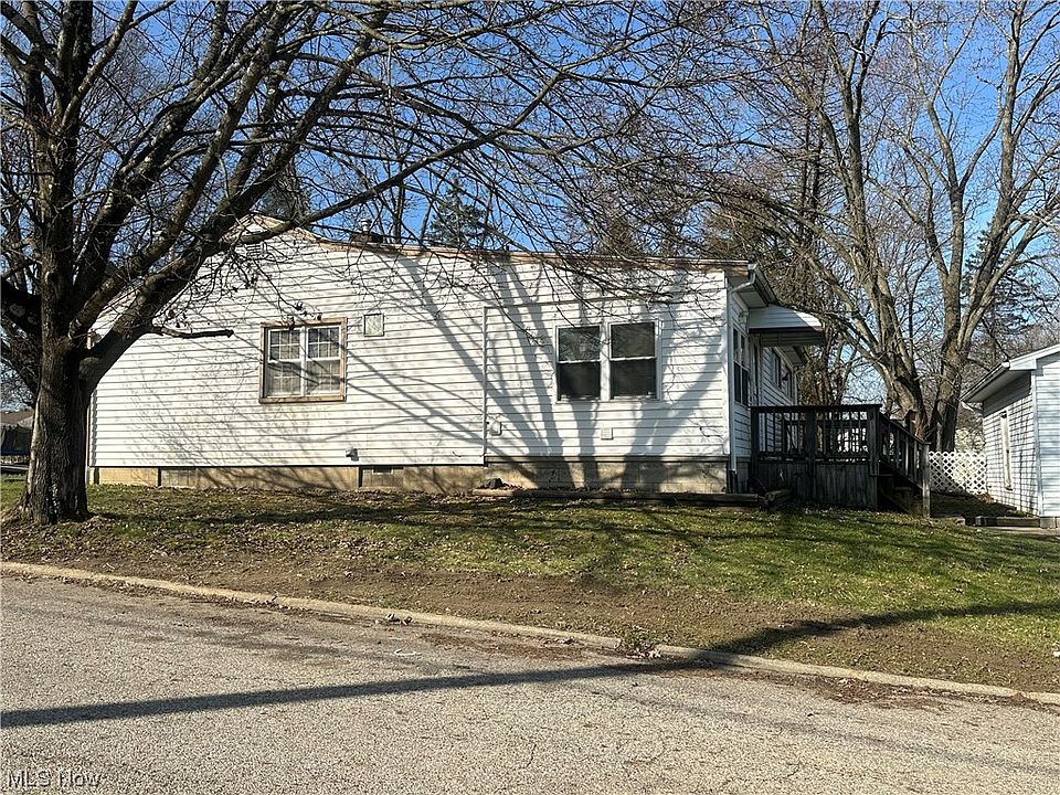 2nd image of 2728 Burbank Ave