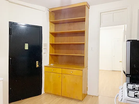 Rented by Compass | media 17