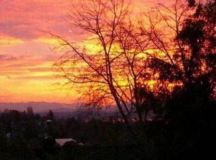 2322 E Ward St APT 2, Seattle, WA 98112