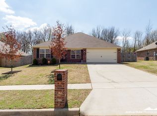 2551 Iron Ave, Farmington, AR 72730