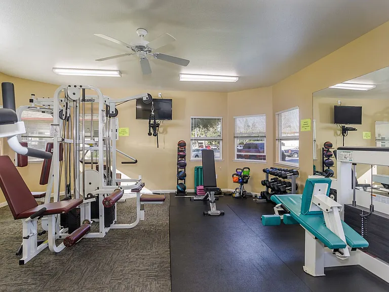 Mission Ranch Apartments — Photo 47