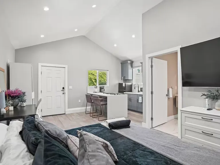 3552 Federal Ave #3554 — Photo 5