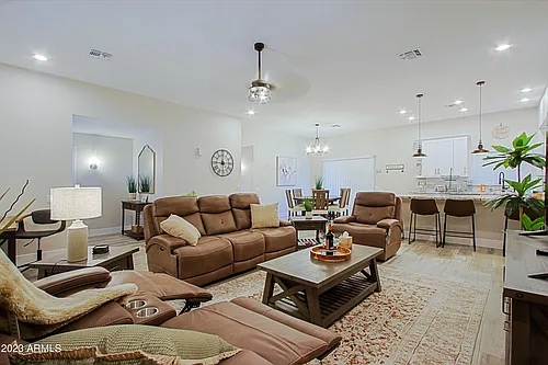 10901 W Sequoia Dr Photo 1