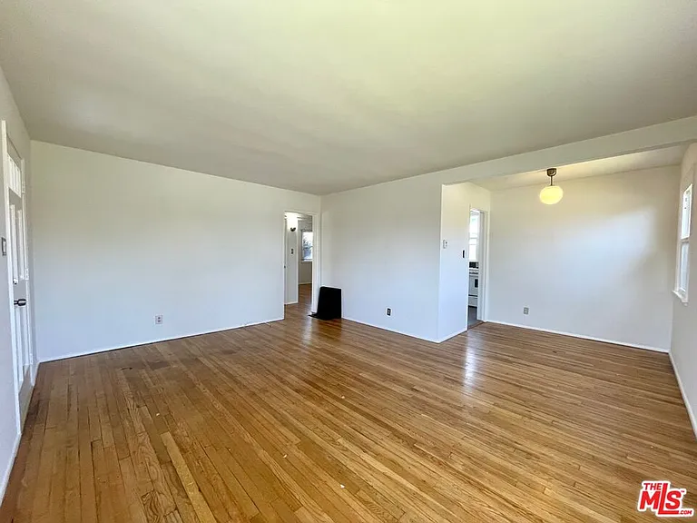 5954 W 85th Pl — Photo 6