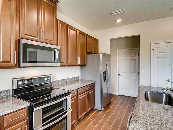 2nd image of 13446 Palmera Vista Dr #240