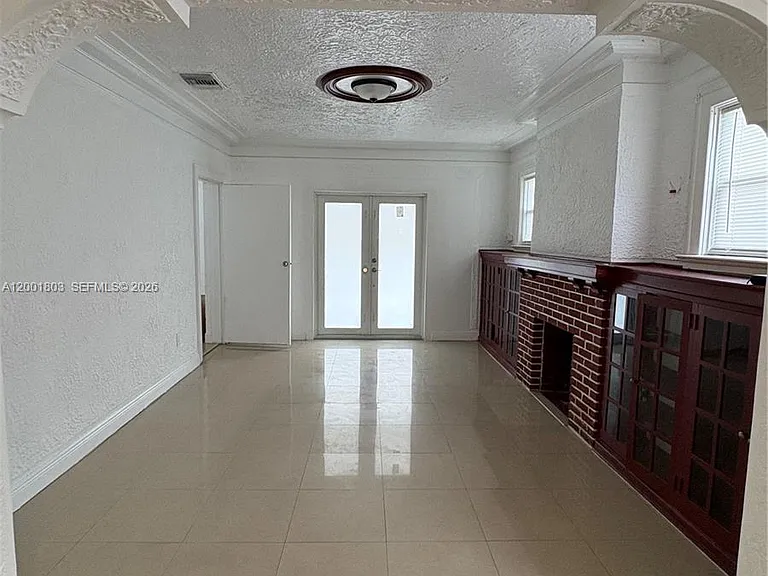 1560 NW 25th Ave — Photo 7