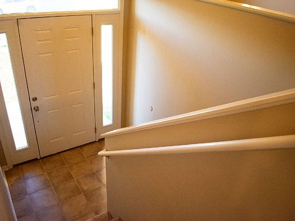 4th image of 1817 Nicole Ln