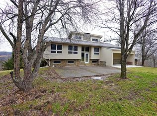 17500 Creek Rock Rd, Fisherville, KY 40023