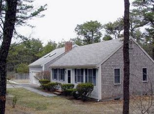 10 Cocheset Path, West Yarmouth, MA 02673