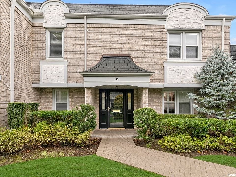 1st image of 39 Fairway Dr Unit 39