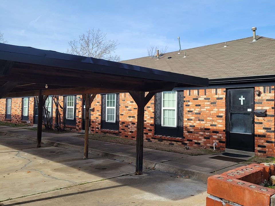 2 bedroom 1 1/2 bath apartment with covered lighted parking.