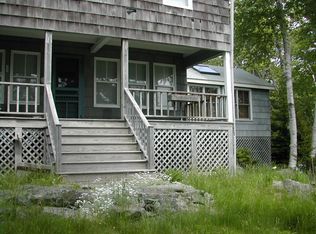 90 Prince Ave, Peaks Island, ME 04108