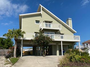 4099 Beach Dr SE, Saint Petersburg, FL 33705