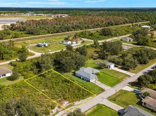 2810 74th St W, Lehigh Acres, FL 33971