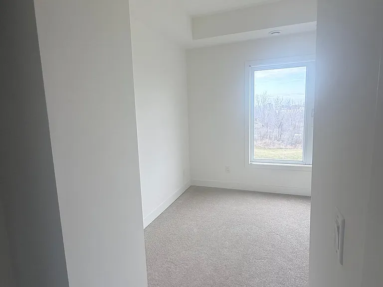 16 Melbourne Ave #320B — Photo 15
