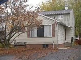 1504 Maple Dr, Round Lake Beach, IL