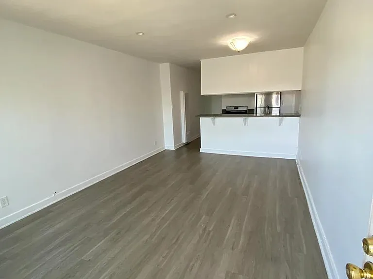 5307 Sepulveda Blvd. — Photo 27
