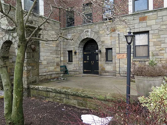 Sold by Laffey Real Estate | media 25