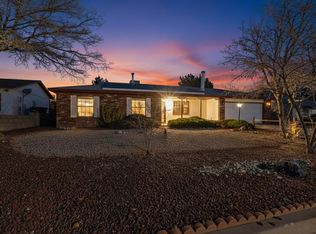 816 Stagecoach Rd SE, Rio Rancho, NM 87124