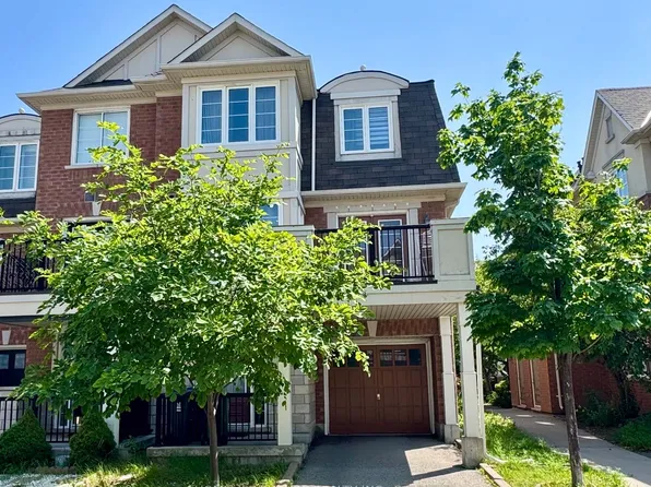 51 Mendelssohn St, Toronto, ON M1L 0B8