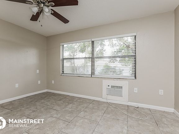3rd image of 17903 Florida St
