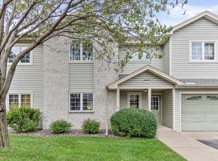 811 98th Ave NW APT 201, Minneapolis, MN 55433