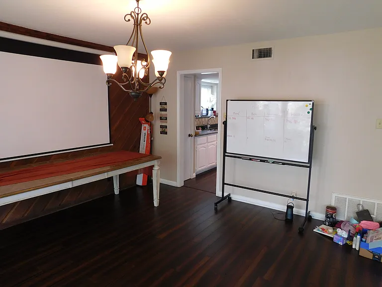 2639 Country Square St — Photo 4