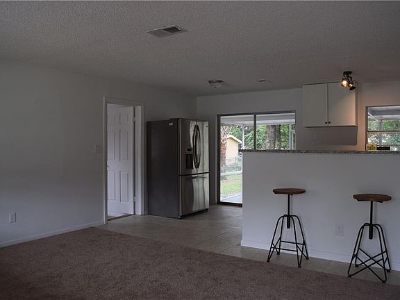 3rd image of 524 S Park Ave