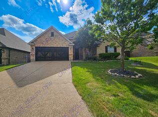 240 Spyglass Dr, Willow Park, TX 76008