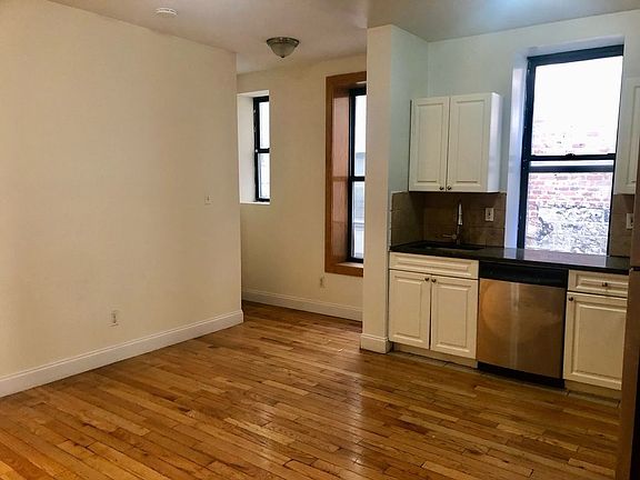 3rd image of 252 Fort Washington Ave #25