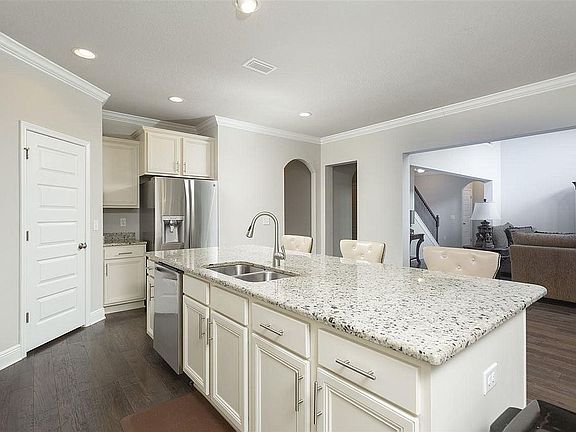 4th image of 9527 Pebble Stone Dr