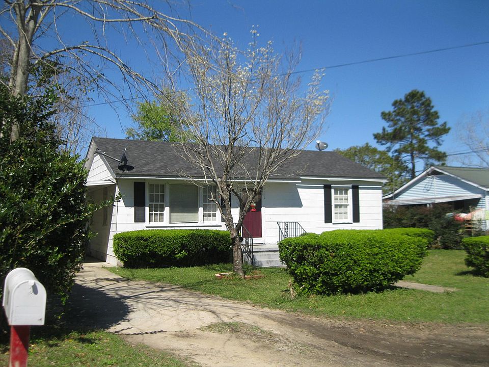 1st image of 710 Georgia Ave