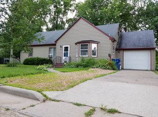 325 S 3rd St, Barron, WI 54812