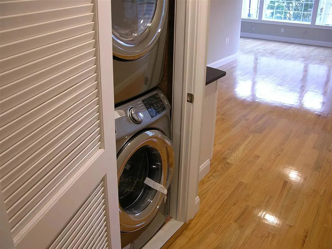 3 bed, 1200 sqft, $3,000 — Photo 4