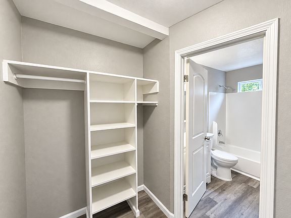 2nd image of 2512 Edison Ave #196ae8cd0