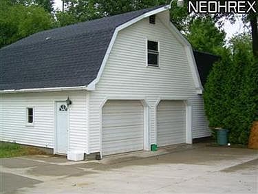 3rd image of 5226 Mahoning Ave