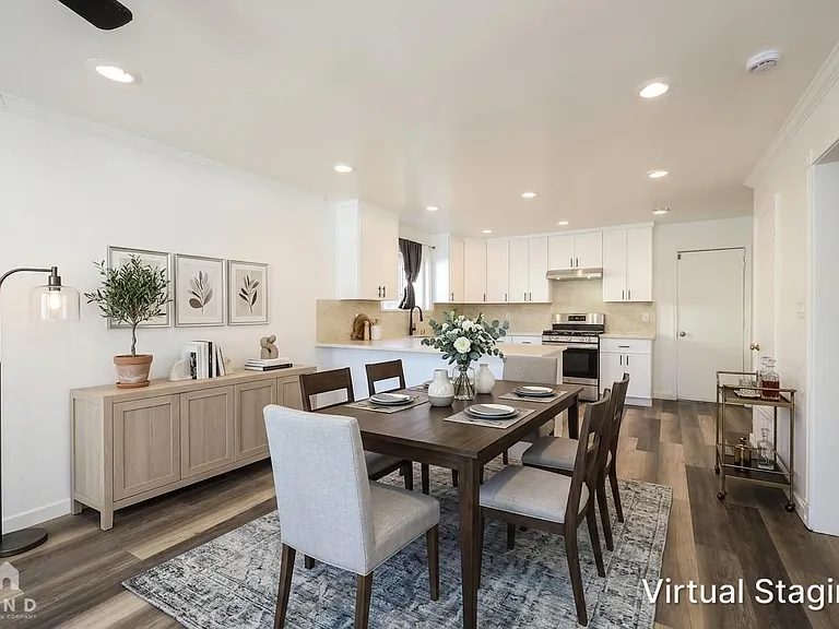 12 Nautilus Ct — Photo 3