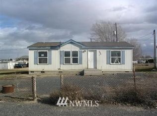300 S Jackson Ave, Warden, WA 98857