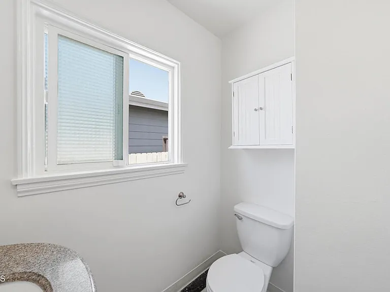 3302 Community Ave — Photo 24