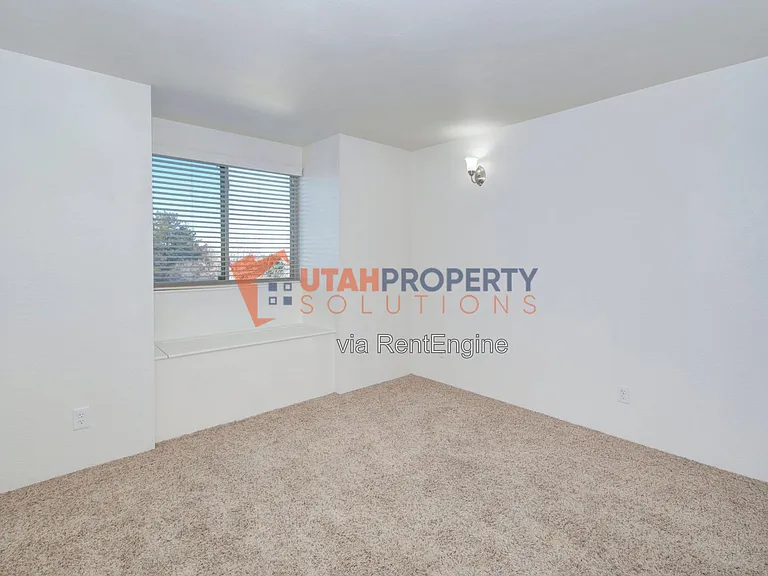 1180 S Foothill Dr #733 — Photo 11