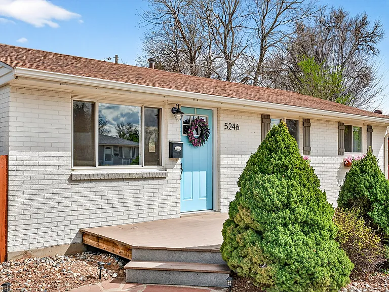 5246 Pierce St — Photo 3